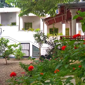 Marayoor Holidays Bed & Breakfast Maraiyur